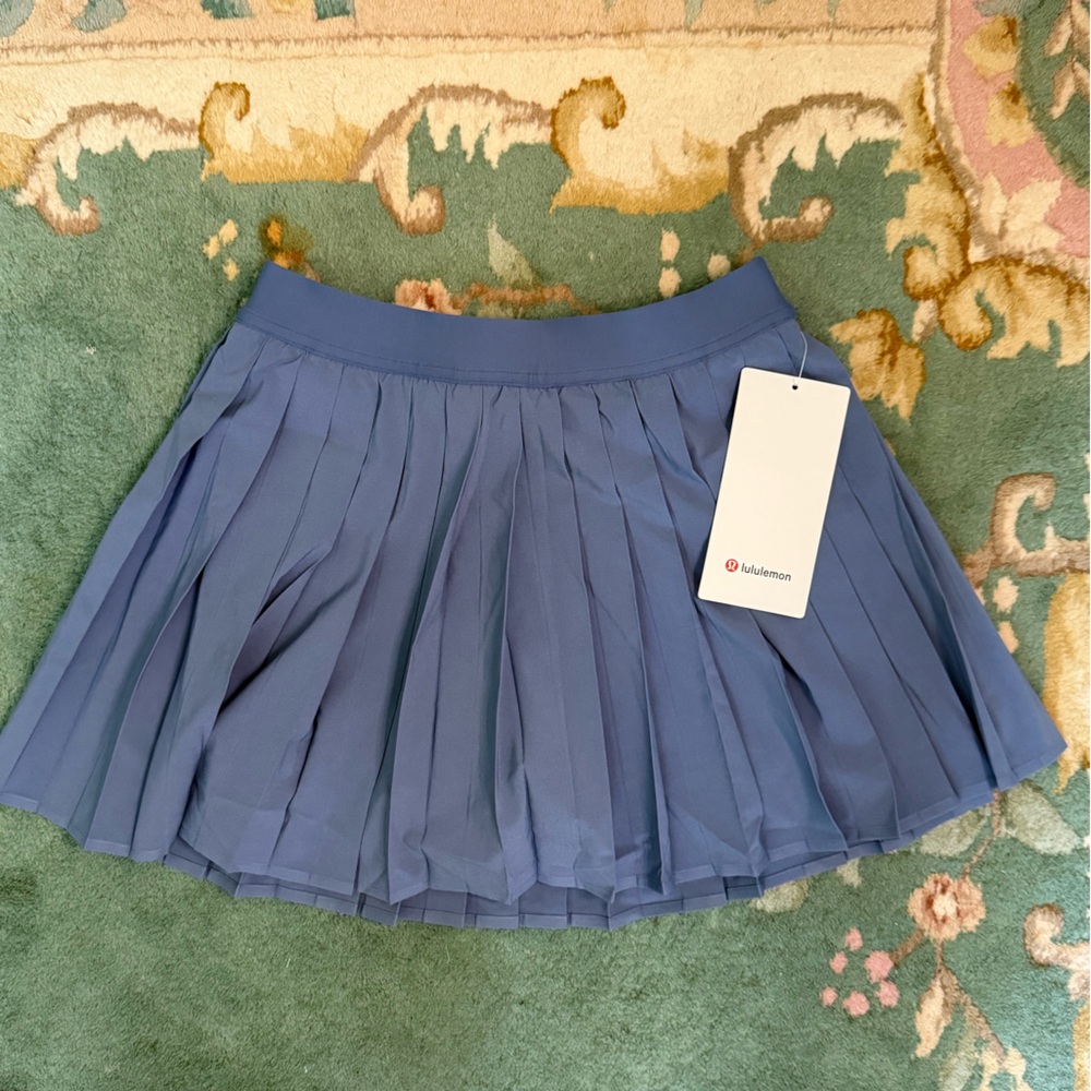 Lululemon Athletica Blue Bubble Pleated Skirt